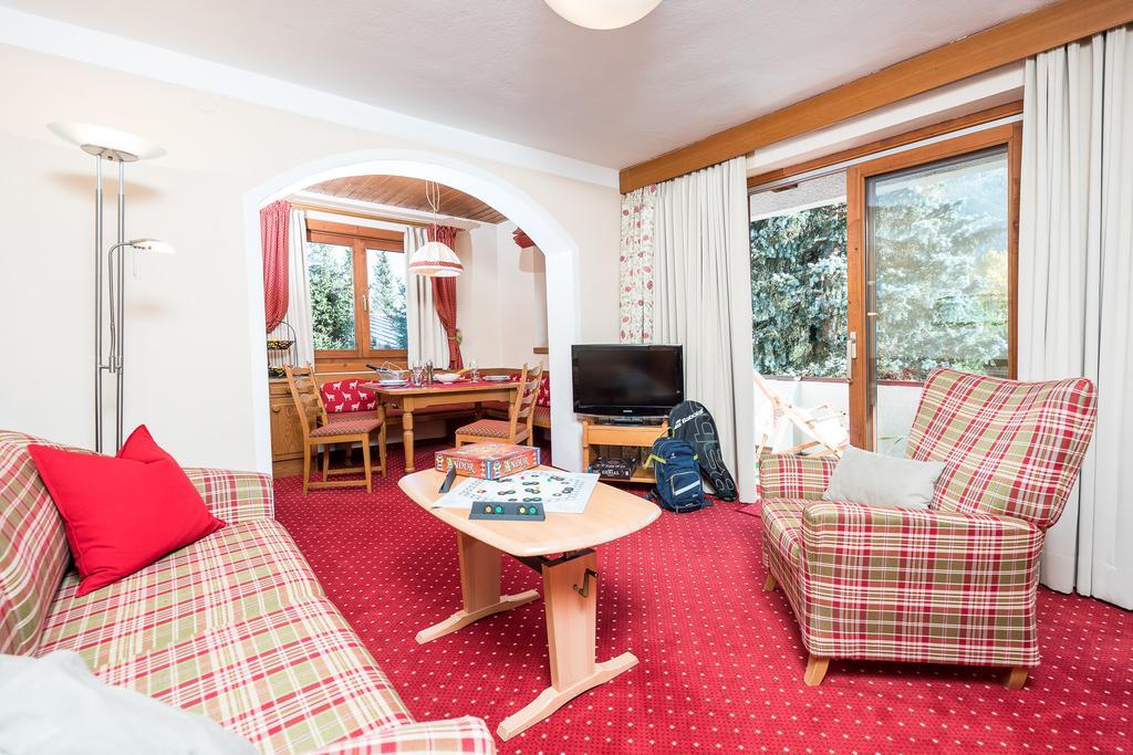 Large One-Bedroom Apartment