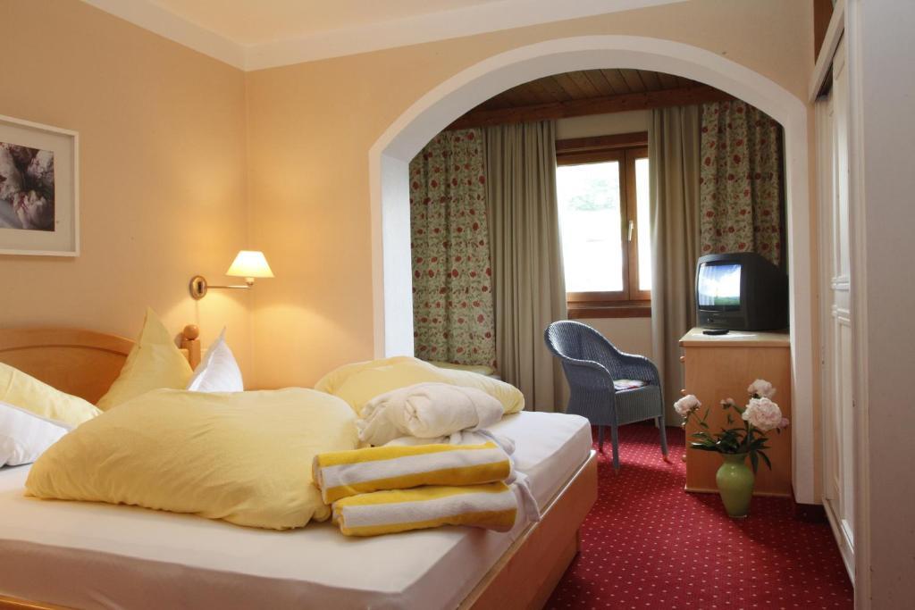 Large One-Bedroom Apartment